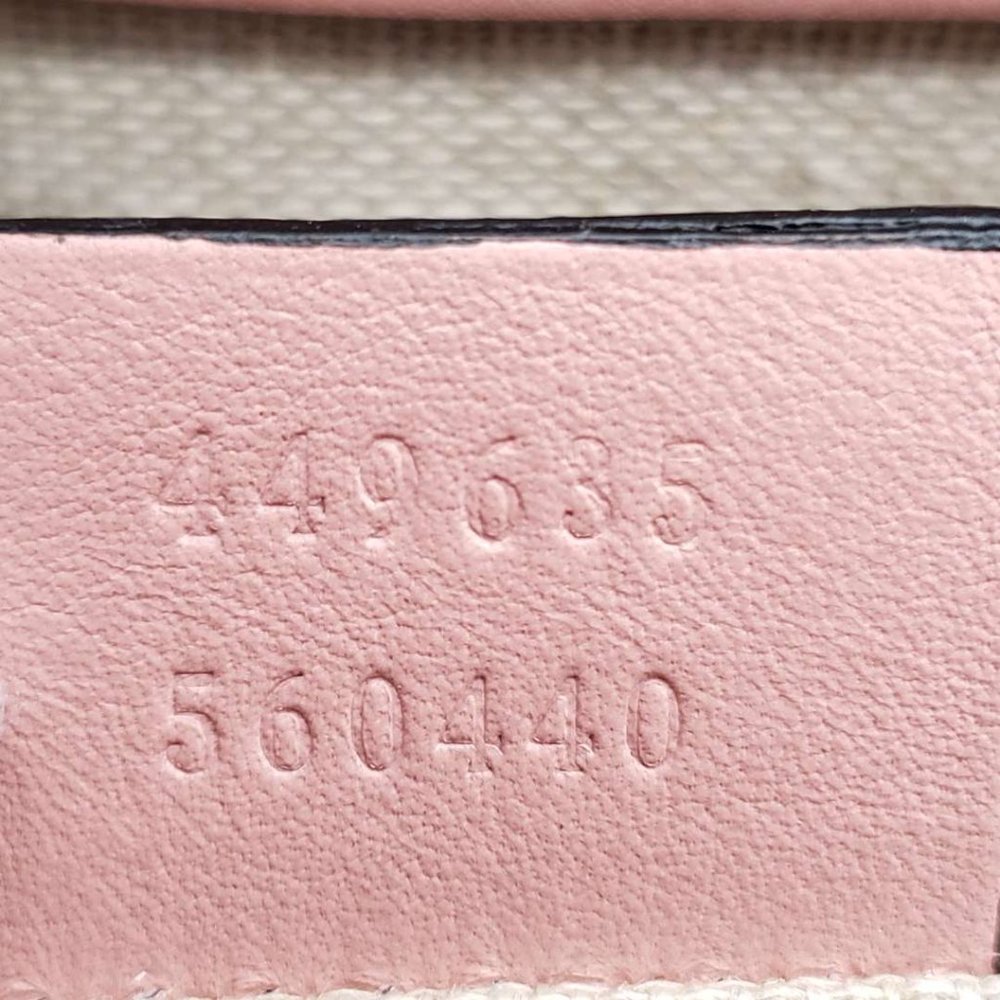 Authentic Gucci Emily Medium Leather Shoulder Bag - Picture 12 of 15